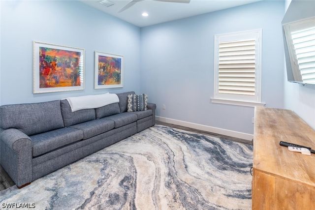 8754 Calypso CT, Naples, FL 34112