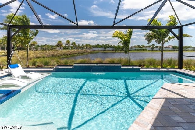 8754 Calypso CT, Naples, FL 34112