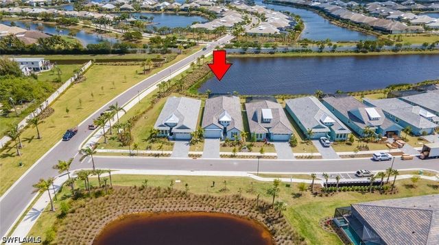 8754 Calypso CT, Naples, FL 34112