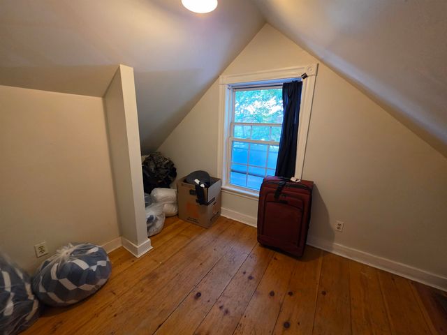 8 Highland Street, Rochester, NH 03868