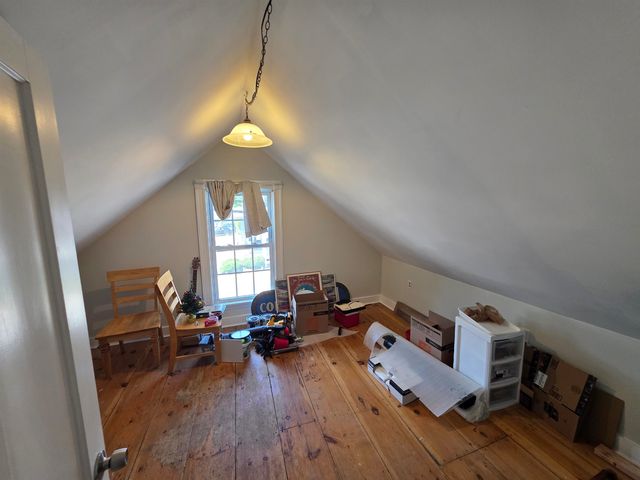 8 Highland Street, Rochester, NH 03868