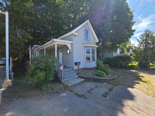 8 Highland Street, Rochester, NH 03868
