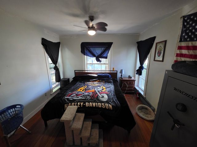 8 Highland Street, Rochester, NH 03868