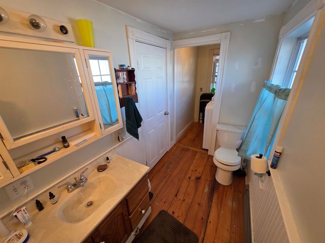 8 Highland Street, Rochester, NH 03868
