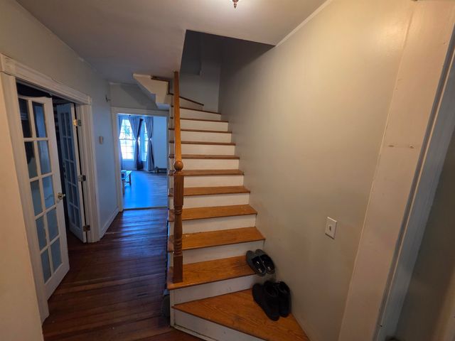 8 Highland Street, Rochester, NH 03868