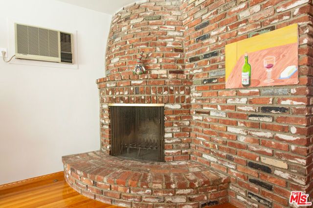 137 N Burnaby Avenue, Glendora, CA 91741