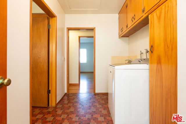 137 N Burnaby Avenue, Glendora, CA 91741