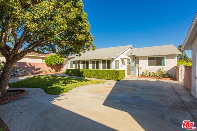 137 N Burnaby Avenue, Glendora, CA 91741