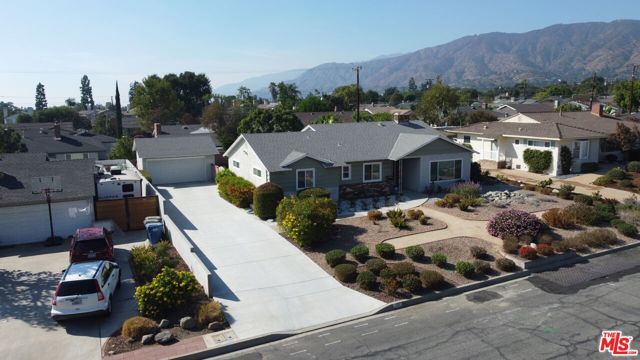 137 N Burnaby Avenue, Glendora, CA 91741