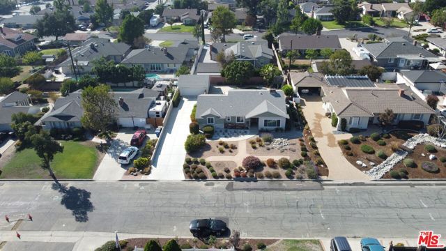 137 N Burnaby Avenue, Glendora, CA 91741