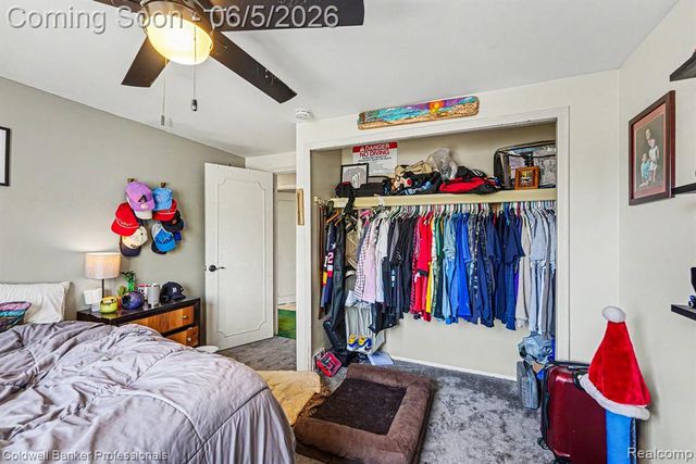22606 Manor Street, Saint Clair Shores, MI 48081