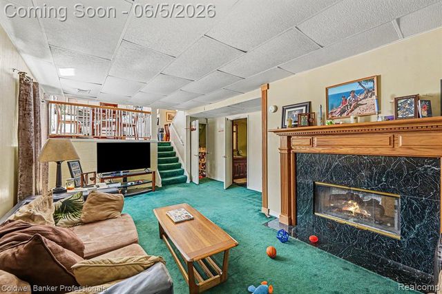 22606 Manor Street, Saint Clair Shores, MI 48081
