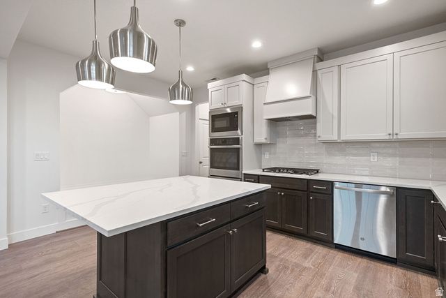 6588 W GOSLING DR, South Jordan, UT 84009