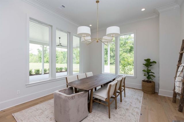 36252 Westin Ridge Dr, Geismar, LA 70734