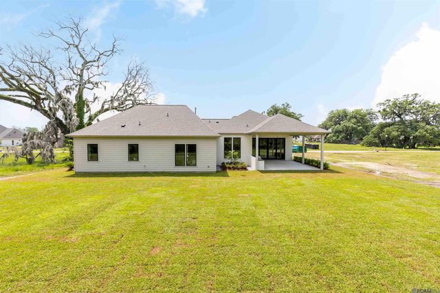 36252 Westin Ridge Dr, Geismar, LA 70734