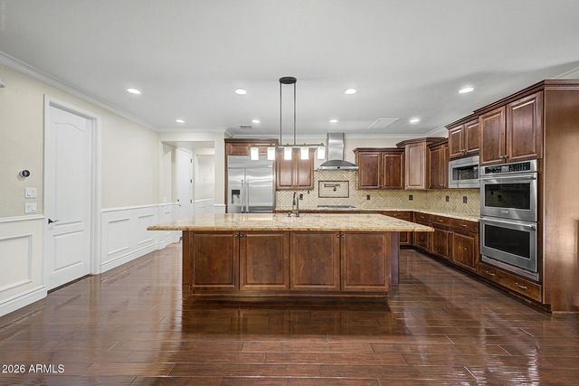 823 E HORSESHOE Place, Chandler, AZ 85249