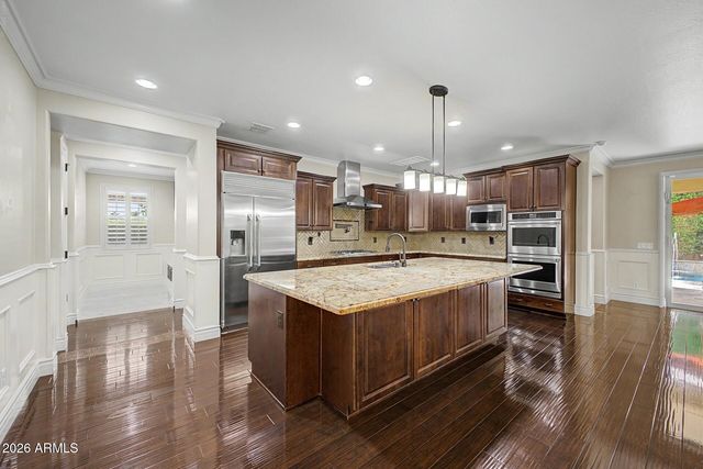 823 E HORSESHOE Place, Chandler, AZ 85249
