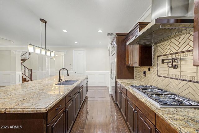 823 E HORSESHOE Place, Chandler, AZ 85249