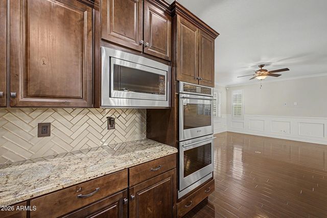 823 E HORSESHOE Place, Chandler, AZ 85249