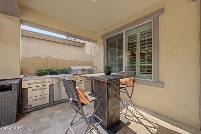 823 E HORSESHOE Place, Chandler, AZ 85249