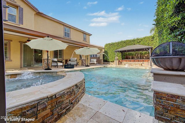 823 E HORSESHOE Place, Chandler, AZ 85249