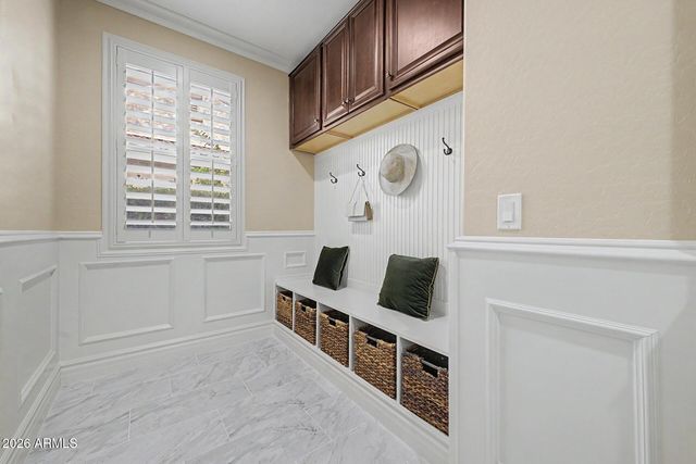 823 E HORSESHOE Place, Chandler, AZ 85249