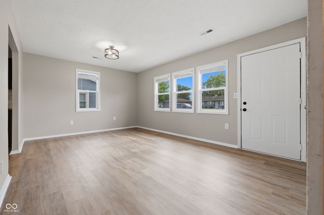 2725 Shirley Drive, Indianapolis, IN 46222