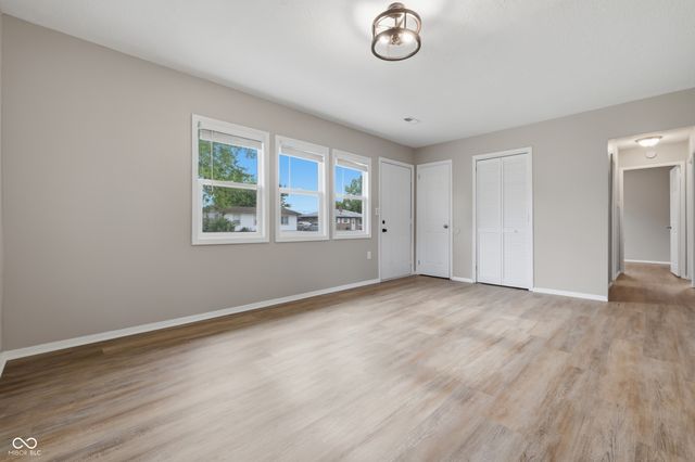 2725 Shirley Drive, Indianapolis, IN 46222
