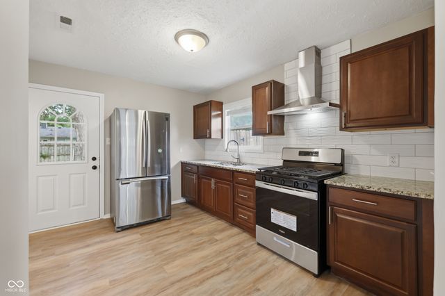 2725 Shirley Drive, Indianapolis, IN 46222