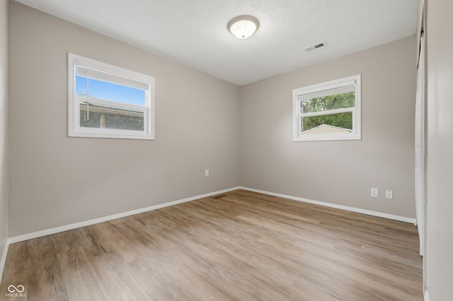 2725 Shirley Drive, Indianapolis, IN 46222