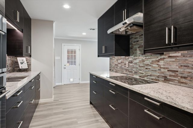 9705 Ash Creek Drive, Dallas, TX 75228