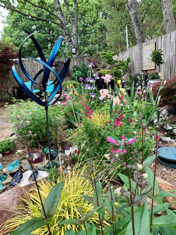 9705 Ash Creek Drive, Dallas, TX 75228