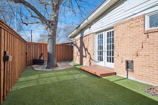 9705 Ash Creek Drive, Dallas, TX 75228