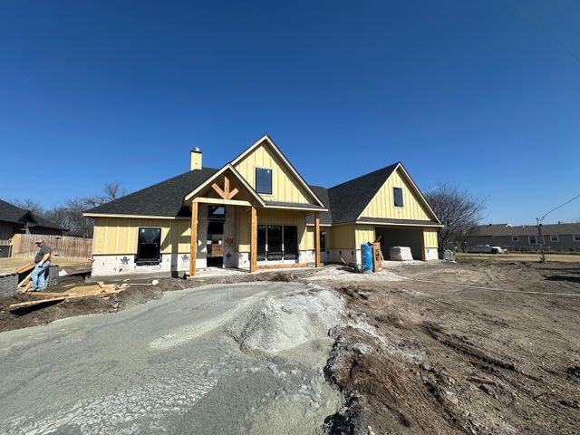 12465 Geraldine Drive, Fort Worth, TX 76126