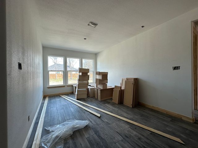 12465 Geraldine Drive, Fort Worth, TX 76126