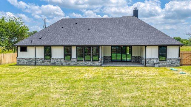 12465 Geraldine Drive, Fort Worth, TX 76126
