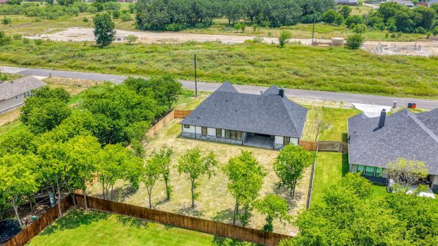 12465 Geraldine Drive, Fort Worth, TX 76126
