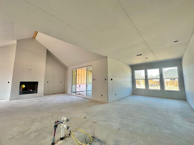 12465 Geraldine Drive, Fort Worth, TX 76126