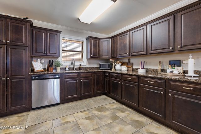 104 Johnson Street, Baldwin, LA 70514