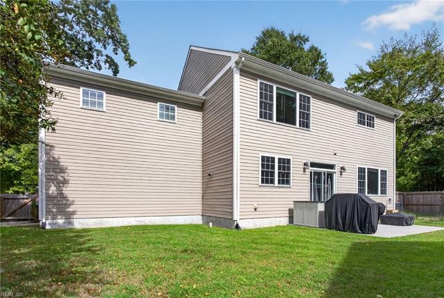 1201 Richwood AVE, Chesapeake, VA 23323