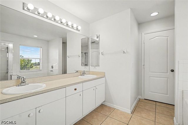 1702 NW 7th AVE, Cape Coral, FL 33993