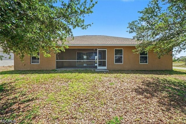 1702 NW 7th AVE, Cape Coral, FL 33993