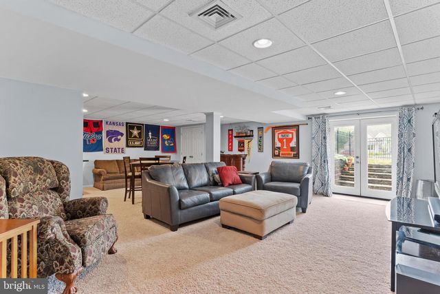 44 OLD COACH LN, Carlisle, PA 17013