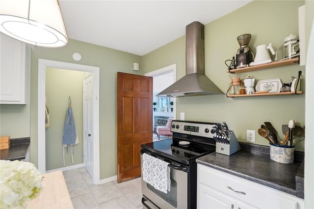 406 East Drive, Oakwood, OH 45419