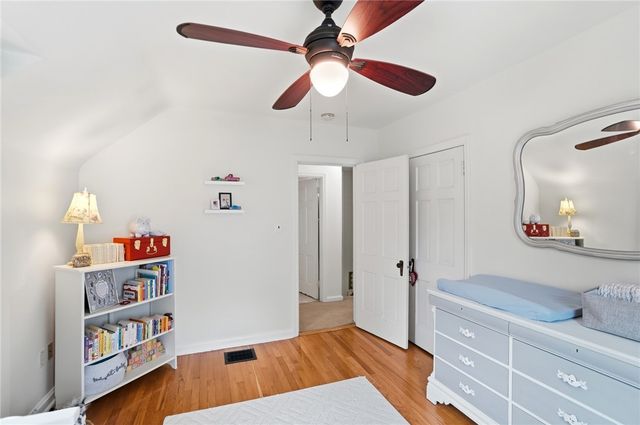 406 East Drive, Oakwood, OH 45419