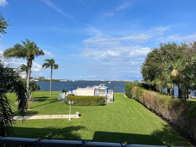 311 E Ocean Avenue 201, Lantana, FL 33462