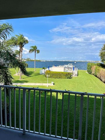 311 E Ocean Avenue 201, Lantana, FL 33462