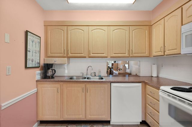 945 Savannas Point Drive B, Fort Pierce, FL 34982