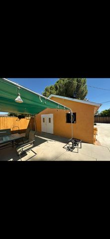 1811 Radiance Drive, Bakersfield, CA 93304