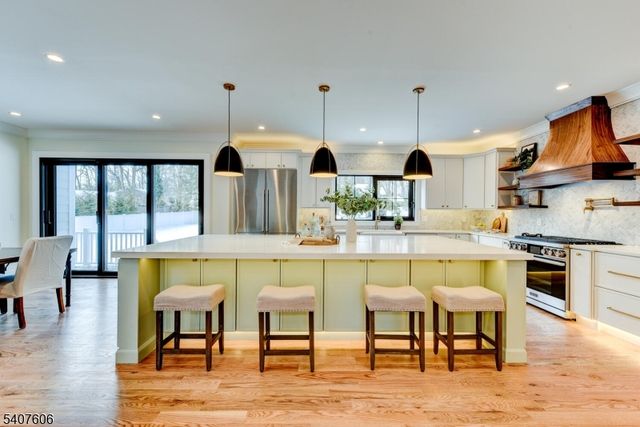 2087 Dogwood Dr, Scotch Plains Twp., NJ 07076